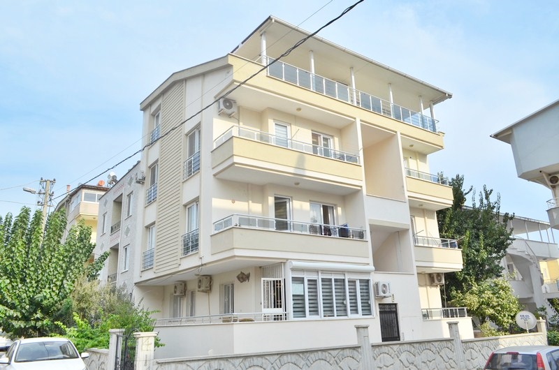 Didimde Satılık Carrefoursa Karşısında Müstakil Girişli Daire Didimde