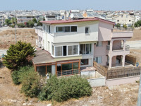 Didim Efelerde Daire Fiyatına Satılık Villa 