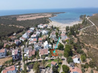 Denize Sıfır Sitede Satılık İmarlı Villa Arsası 210 m2